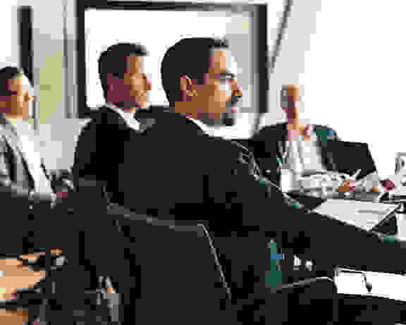 Data Analytics - Data Consulting Voller Meetingraum zur Beratung von Data Analytics