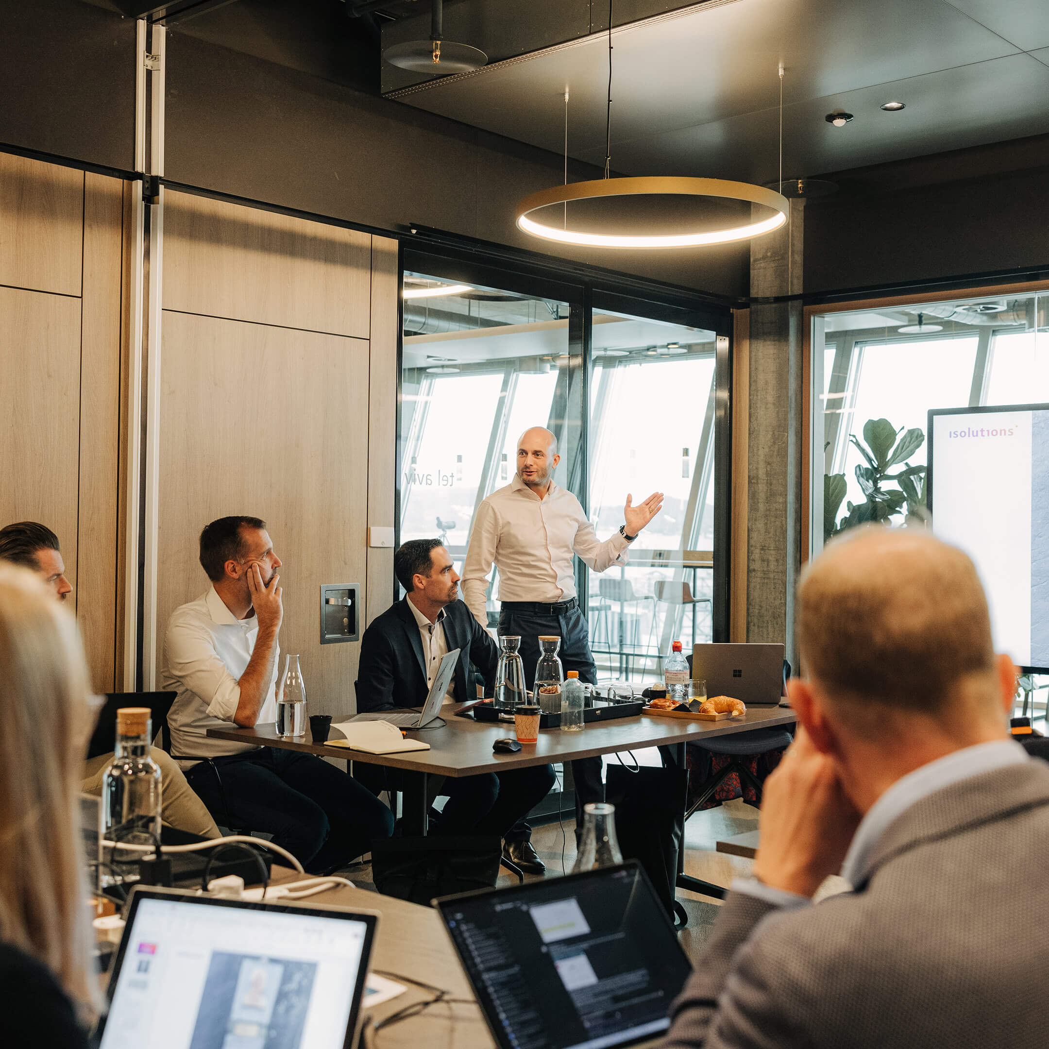 Meeting zur Besprechung des isolutions Beratungsprozesses